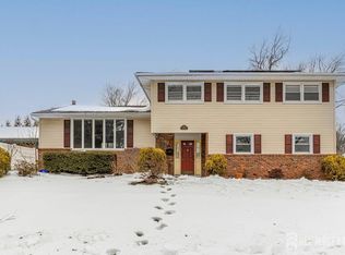 10 Gavel Rd, Sayreville, NJ 08872