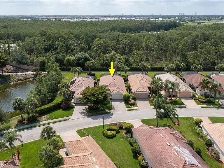 10074 Oakhurst Way — Photo 23