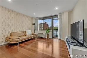 3132 Union St #4G — Photo 7