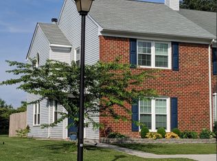 209 Resolution Dr, Yorktown, VA 23692