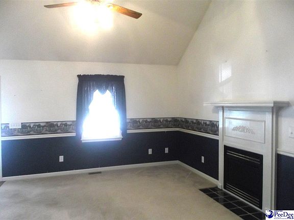 3rd image of 600 Garden Hills Dr