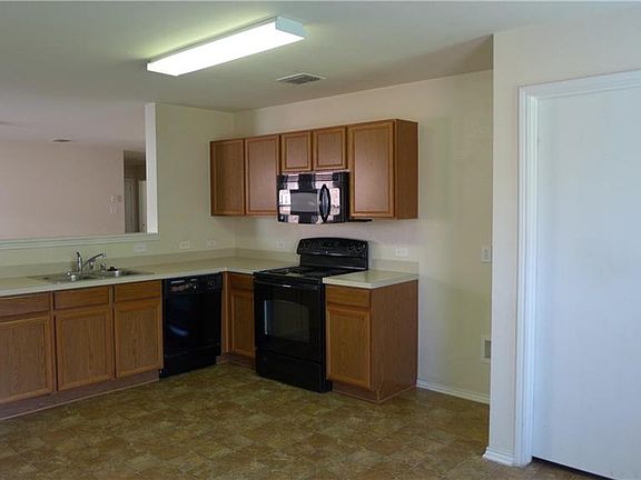 3rd image of 12717 Ocean Spray Dr