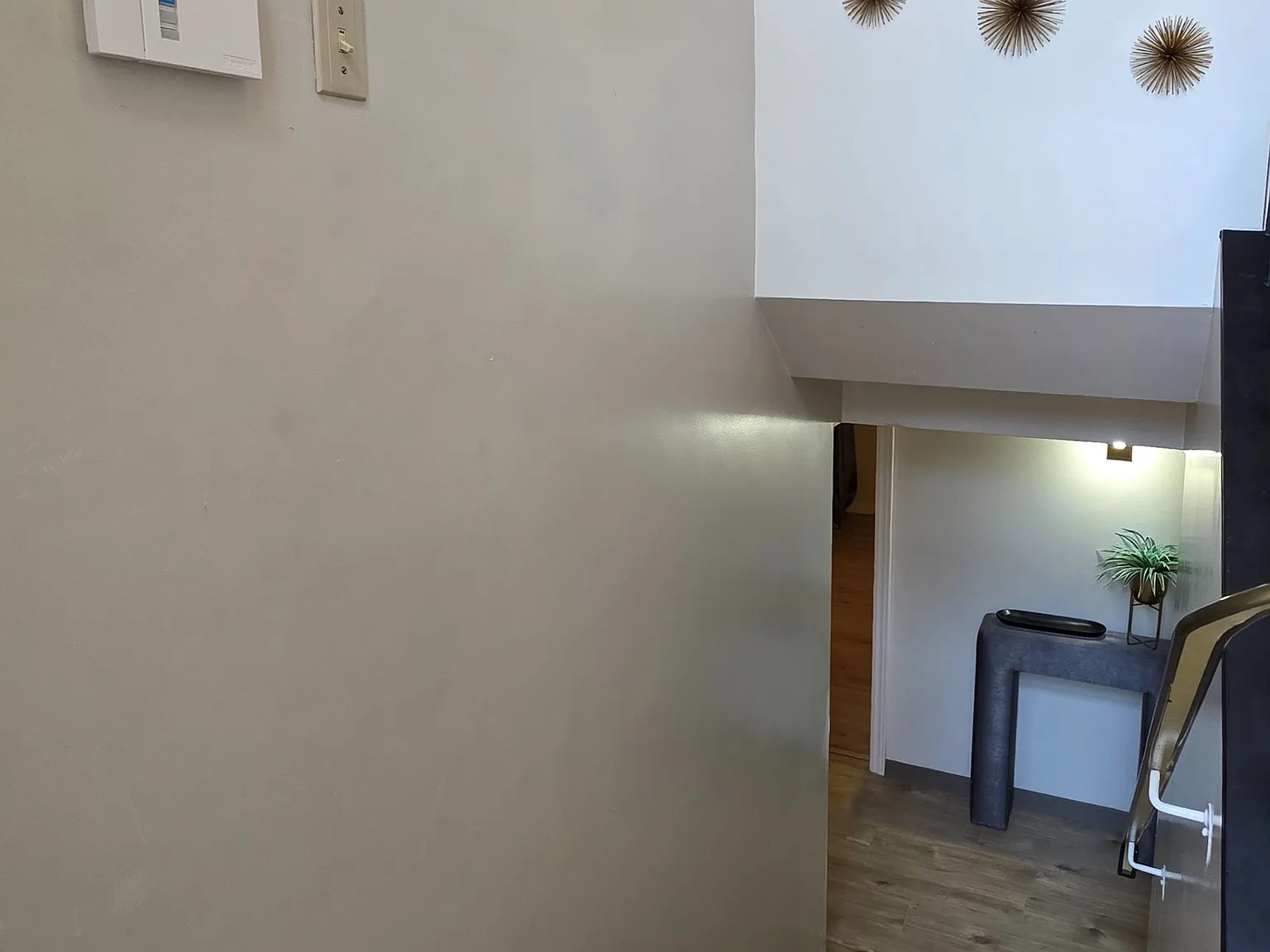 2 bed, $2,000 — Photo 3