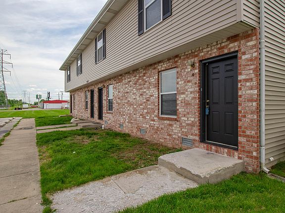 4th image of 4115/4131 S Glenn Ave