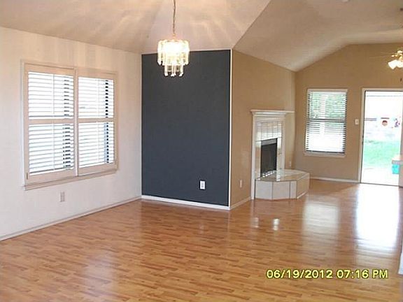 3rd image of 5804 Terra Dr