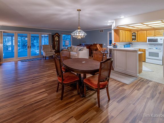 5th image of 6735 N Wentward Ct #96