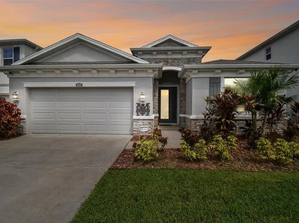8303 Praise Dr, Tampa, FL 33625