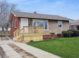 2067 Monroe Ln, Gary, IN 46407