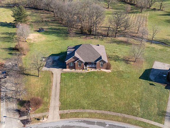 4th image of 47 Plantation Dr