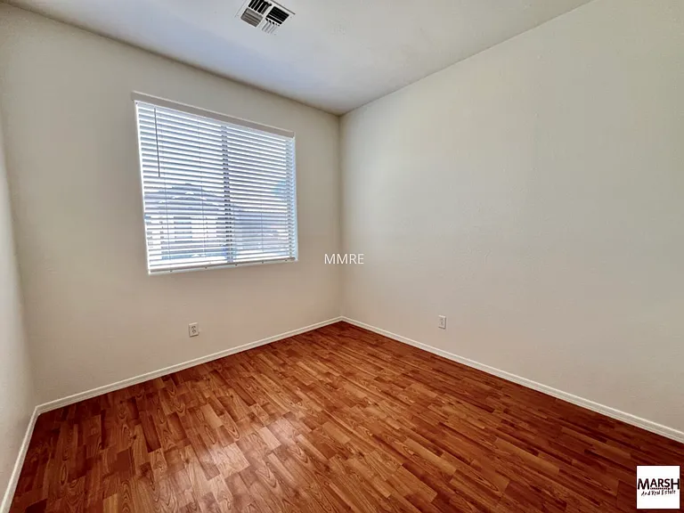 8952 E Crescent Ave — Photo 7
