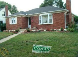 15643 Evergreen Ave, Eastpointe, MI 48021