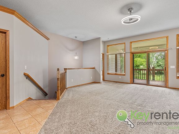 5th image of 1007 Tiffany Ct