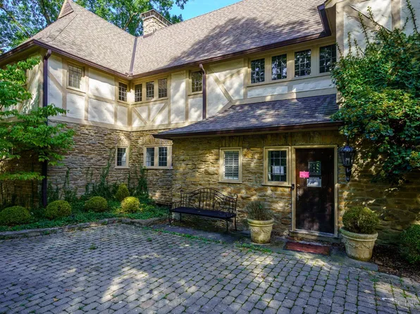 14 Garden Pl, Cincinnati, OH 45208
