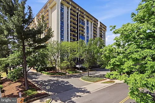 5300 Holmes Run Pkwy #607 Photo 1