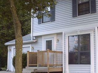 402 Spencer Pl, Saint Peters, MO 63376