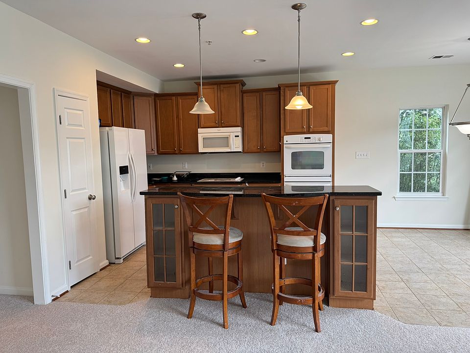 Beautiful Large Kitchen for large gatherings