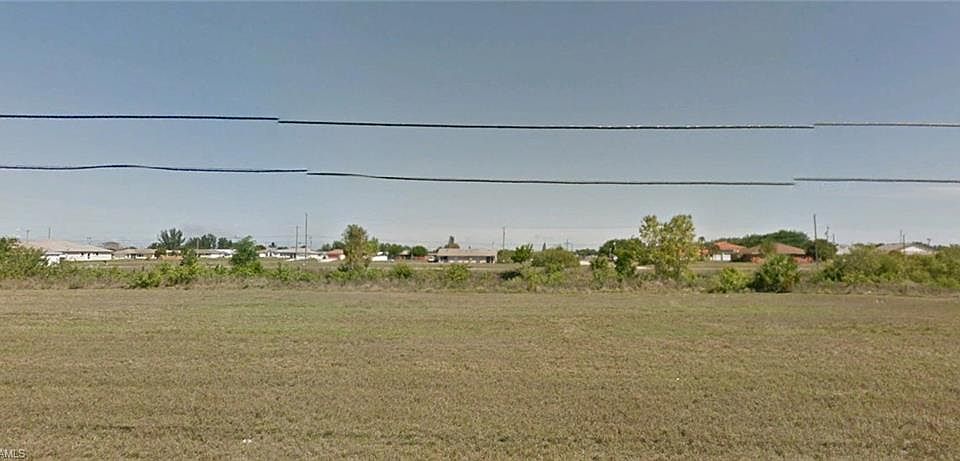 1st image of 1009 NW 15th Ter