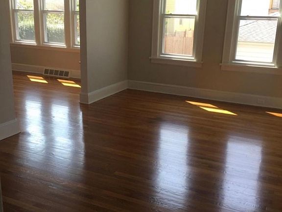 5th image of 203 Canfield Ave #203