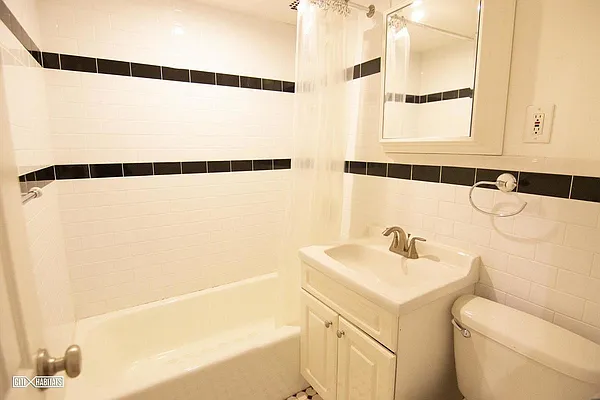 Rented by Corcoran | media 16