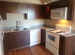 1609 10th St SE APT 22, Rochester, MN 55904