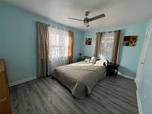 4th image of 4142 Wright Ave