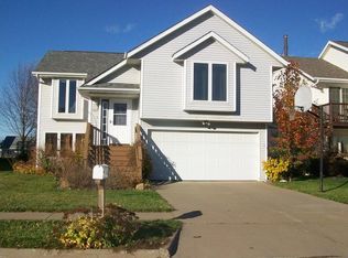 2620 Walden Rd, Iowa City, IA 52246