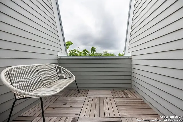 808 E Carson St #101 — Photo 7