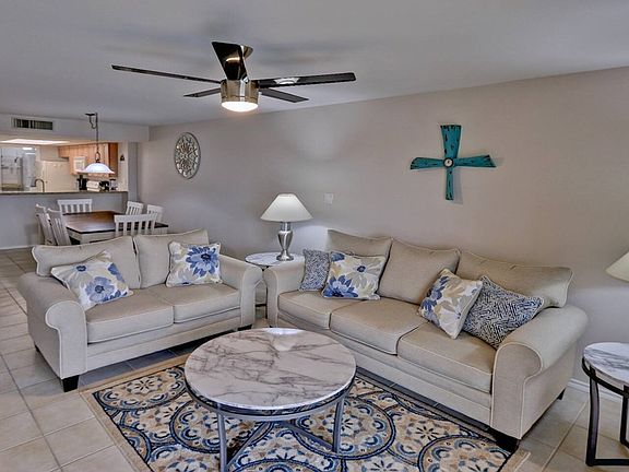 3rd image of 2800 Gulf Blvd Unit 105