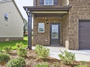 135 Magnaview Dr, McDonough, GA 30253