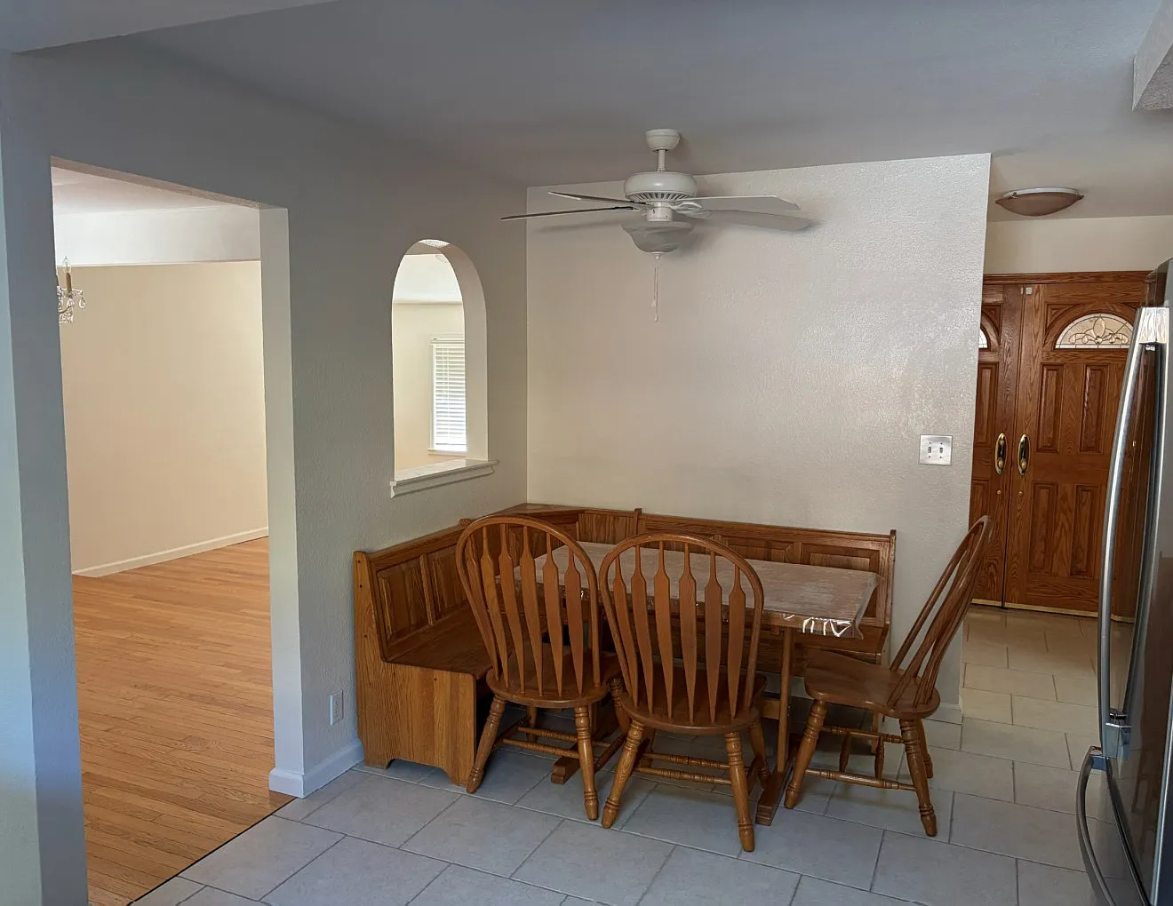 3 bed, 2.5 bath, 1542 sqft, $3,800 — Photo 2