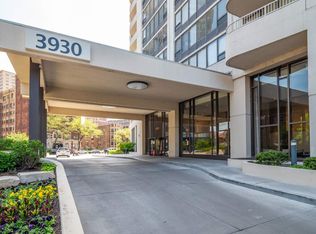 3930 N Pine Grove Ave APT 813, Chicago, IL 60613
