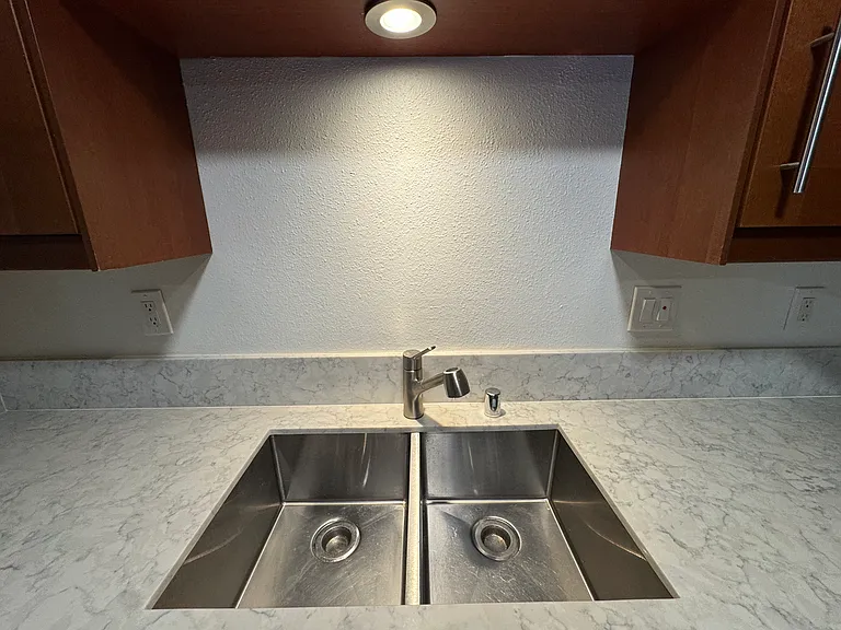 10257 Caminito Covewood #B — Photo 4