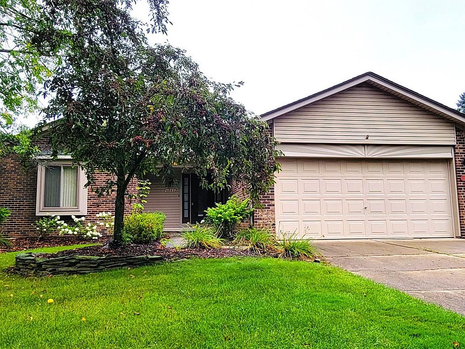 1st image of 6862 Woodmere Dr