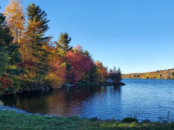 44 Aberdeen Rd, Goshen, MA 01032