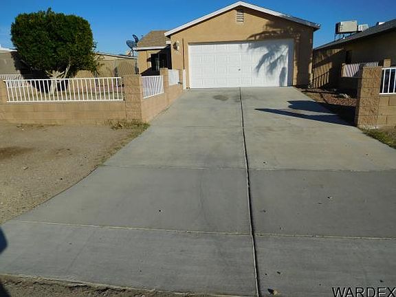 3rd image of 1484 Church Dr