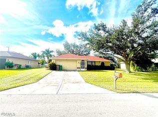 2110 SE 8th Pl, Cape Coral, FL 33990