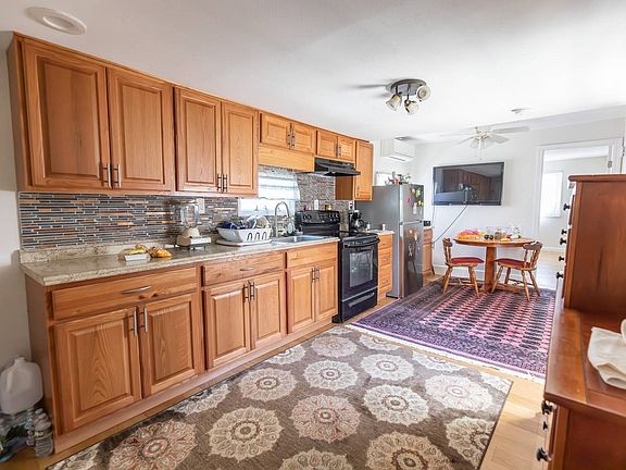 4th image of 69 Berkeley St