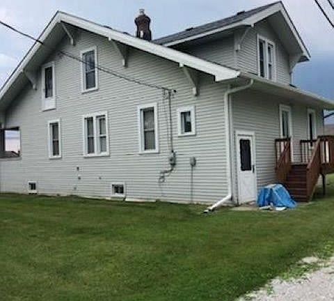 2nd image of 5878 Pointe Tremble Rd
