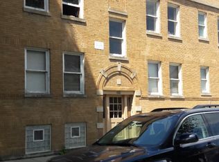 3454 W Barry Ave #2E, Chicago, IL 60618