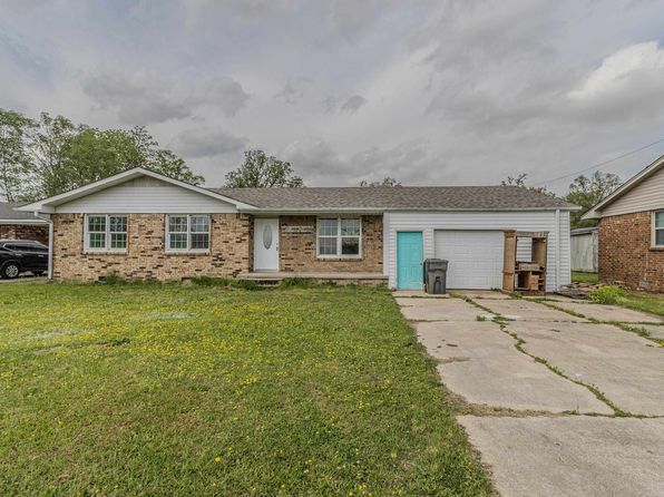 2303 E Lake St, Paragould, AR 72450