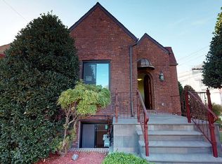 2272 E 17th St, Brooklyn, NY 11229