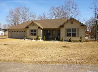 845 Walnut Cv, Henderson, TN 38340