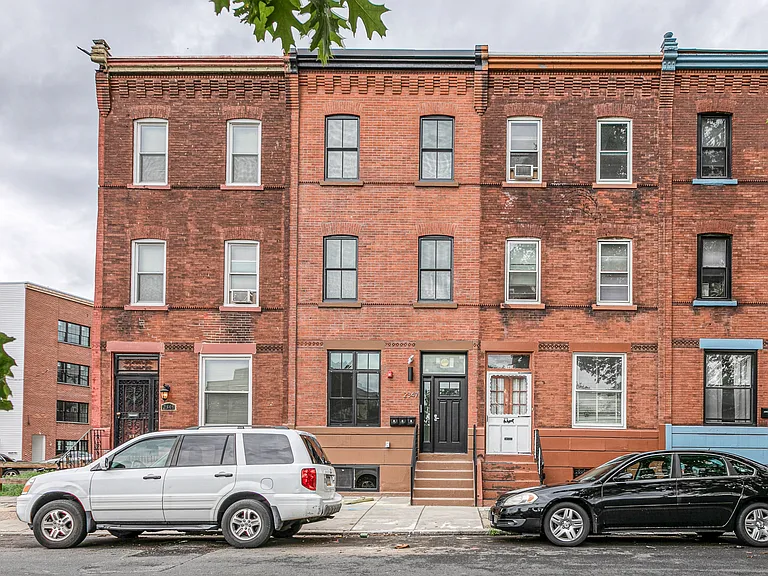 2347 N College Ave #3 — Photo 1