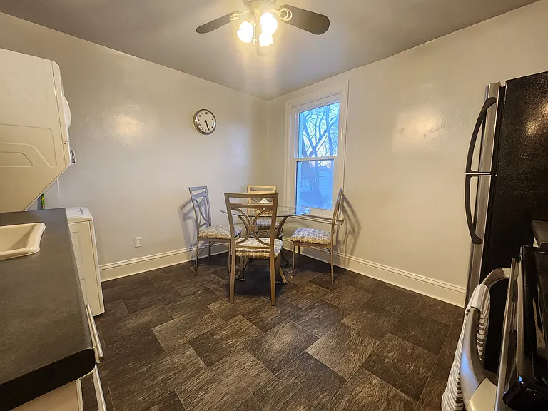 644 Churchill Ave N #1 — Photo 7