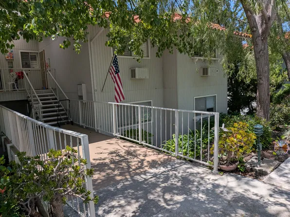 676 Via Alhambra Unit D, Laguna Woods, CA 92637