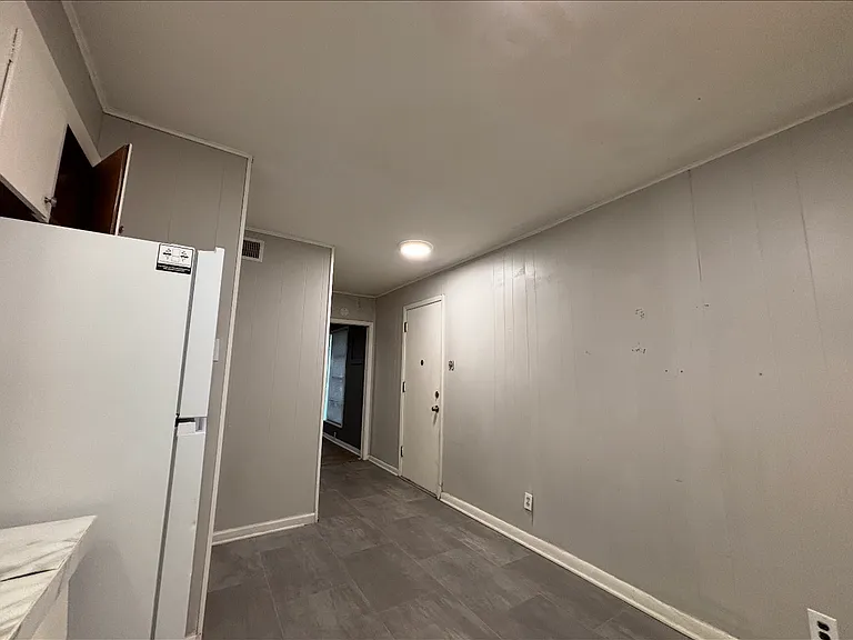1408 University Ave — Photo 3