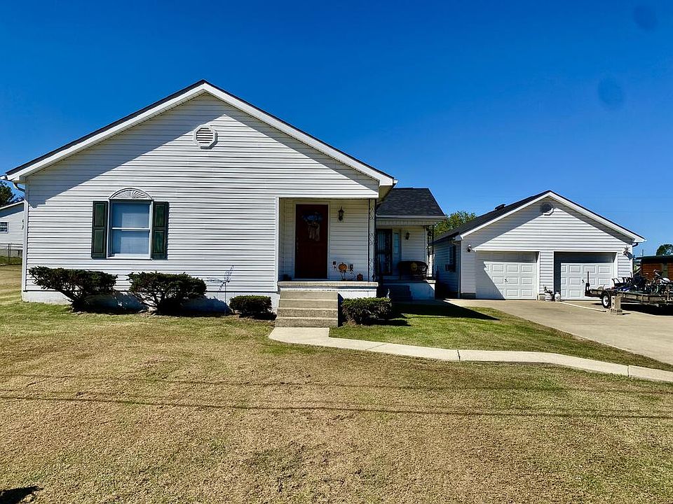 1st image of 2915 Fields Ave