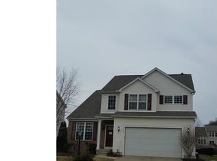 27330 Wheaton Pl, Olmsted Falls, OH 44138