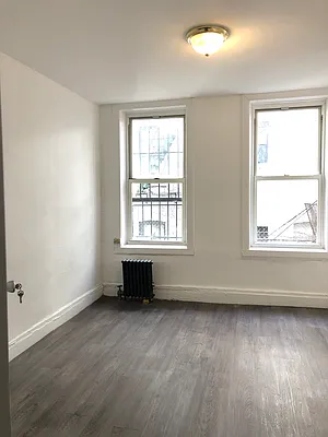 Rented by EXR | media 3