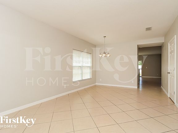 5th image of 4877 Rockvale Dr